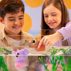 BIZAK Figuras De Acción*Animagic - Let's Glo Capibara (Varios modelos)