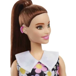 MATTEL Muñecas*Barbie - Muñeca Barbie Fashionista con vestido de margaritas y audífono ㅤ