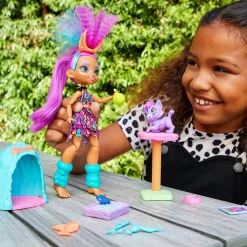 MATTEL Muñecas*Cave Club - Muñeca Roaralai - Playset Gatuno