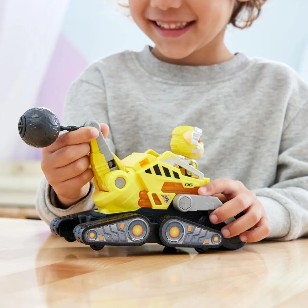 SPIN MASTER Coleccionables Y Mini Mundos*Energía - Patrulla Canina - Camión de construcción de juguete con figura de acción, luces y sonidos ㅤ