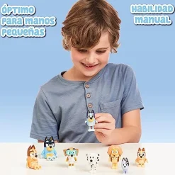 FAMOSA Coleccionables Y Mini Mundos*- Bluey - Pack Figuras Familia y Compañeros de Colección Serie Dibujos Infantil ㅤ