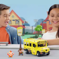 AVENGERS Figuras De Acción*Lucky Bob - Playset autobús Lucky Bus