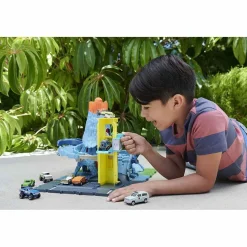 MATTEL Vehículos Y Circuitos*Matchbox - Huida del volcán