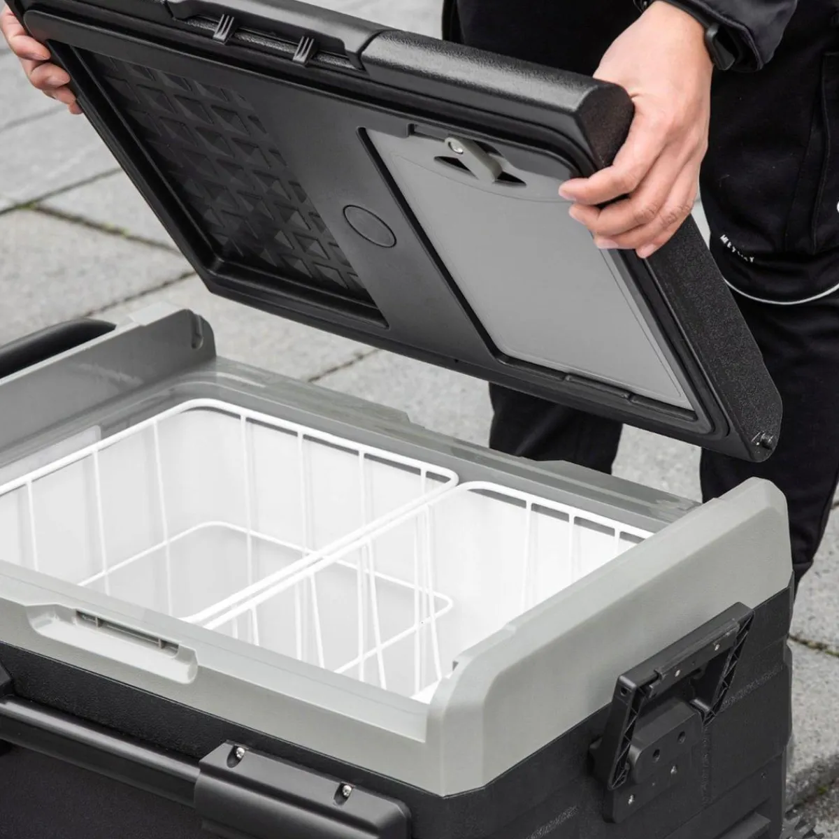 Outsunny Figuras De Acción*- Nevera congelador portatil 40L Negro