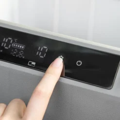 Outsunny Figuras De Acción*- Nevera congelador portatil 45L Negro