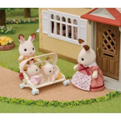 EPOCH PARA IMAGINAR S.L. Coleccionables Y Mini Mundos*Sylvanian Families - Carrito de trillizos con muñeca ㅤ