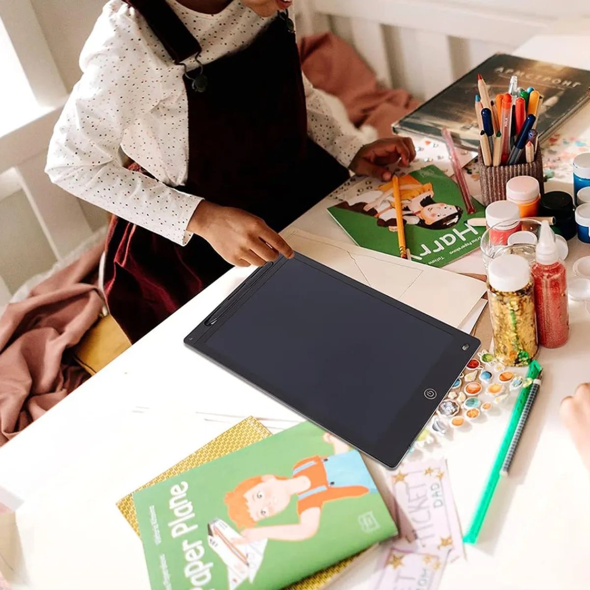 KLACK EUROPE Figuras De Acción*Tablet LCD 12"